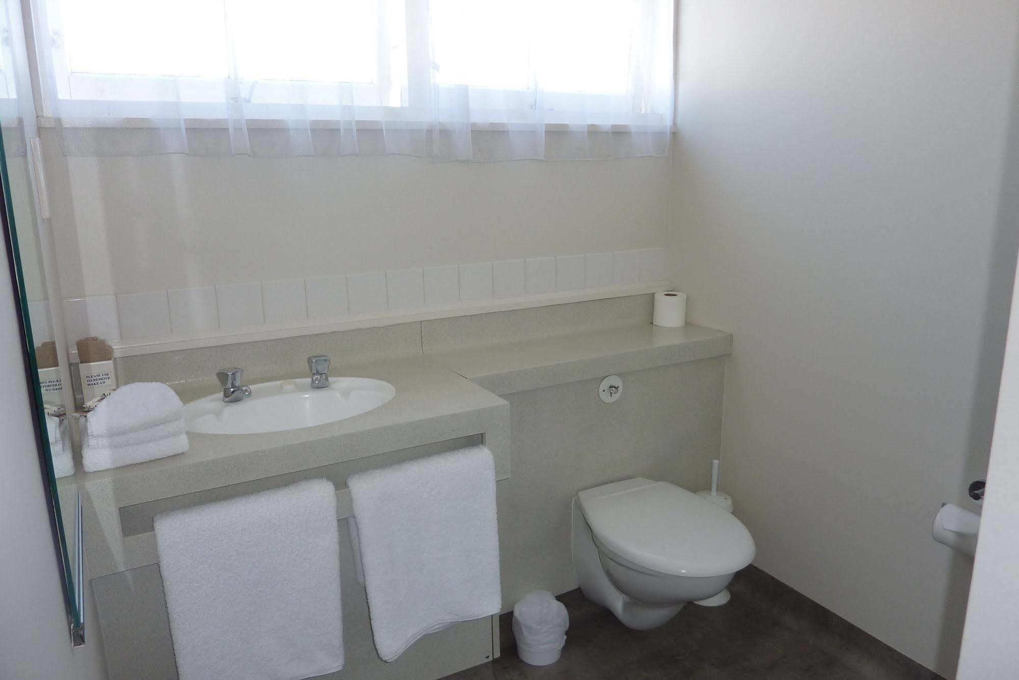 Colonial Inn Motel Christchurch Buitenkant foto